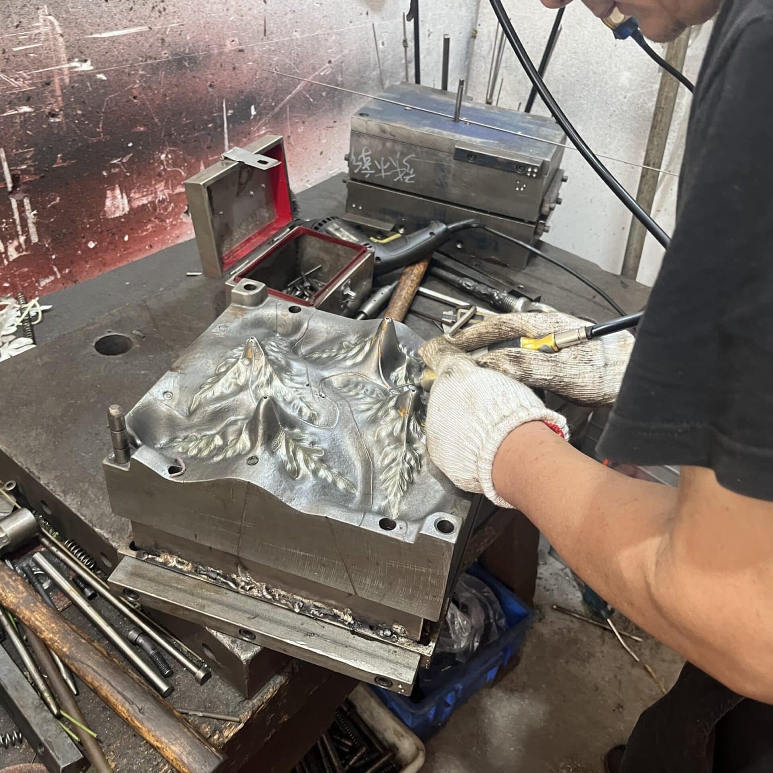 artificial-plant-manufacturer-custom-designs