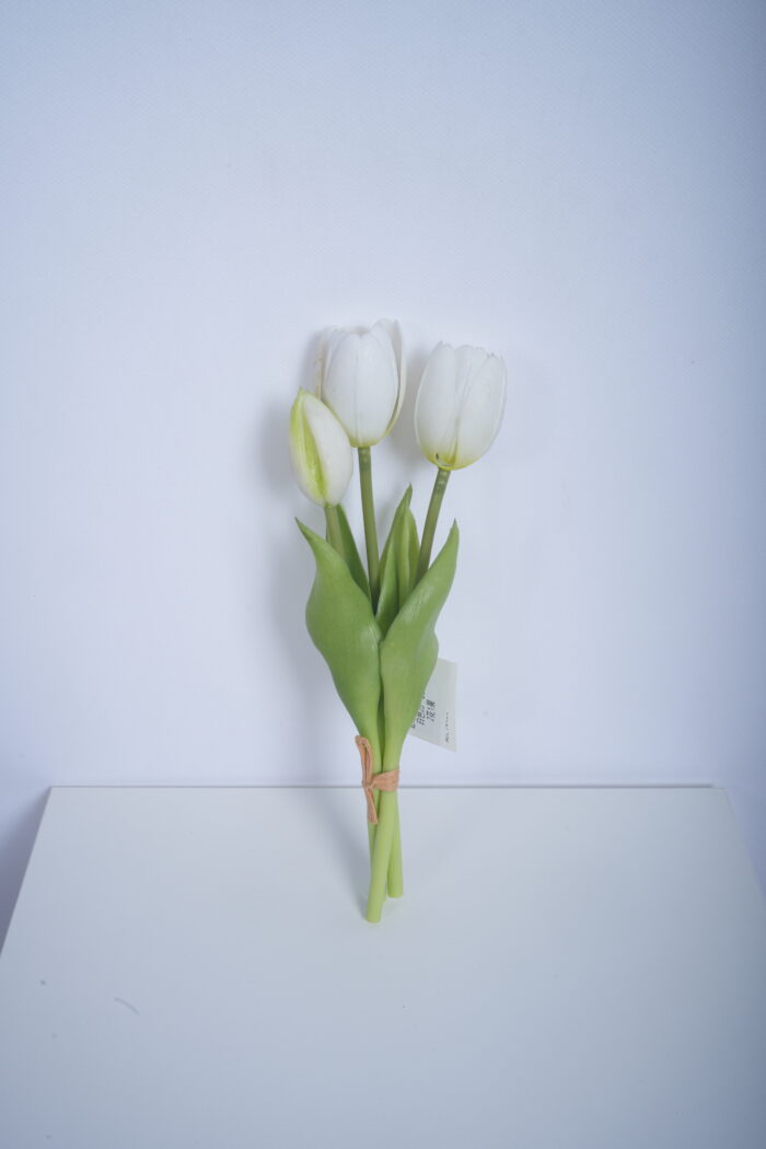 Artificial tulips wholesale collection in 8 colors for commercial buyers and importers
