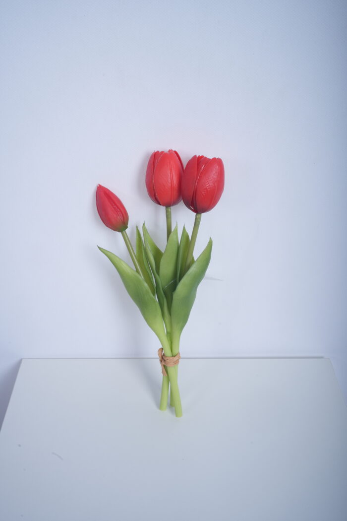 Artificial tulips wholesale collection in 8 colors for commercial buyers and importers