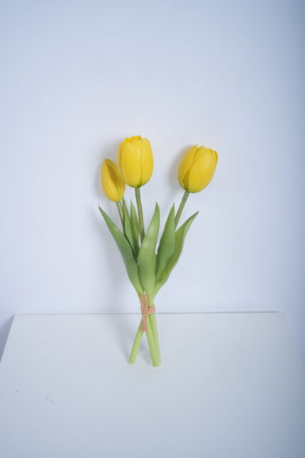 Artificial tulips wholesale collection in 8 colors for commercial buyers and importers